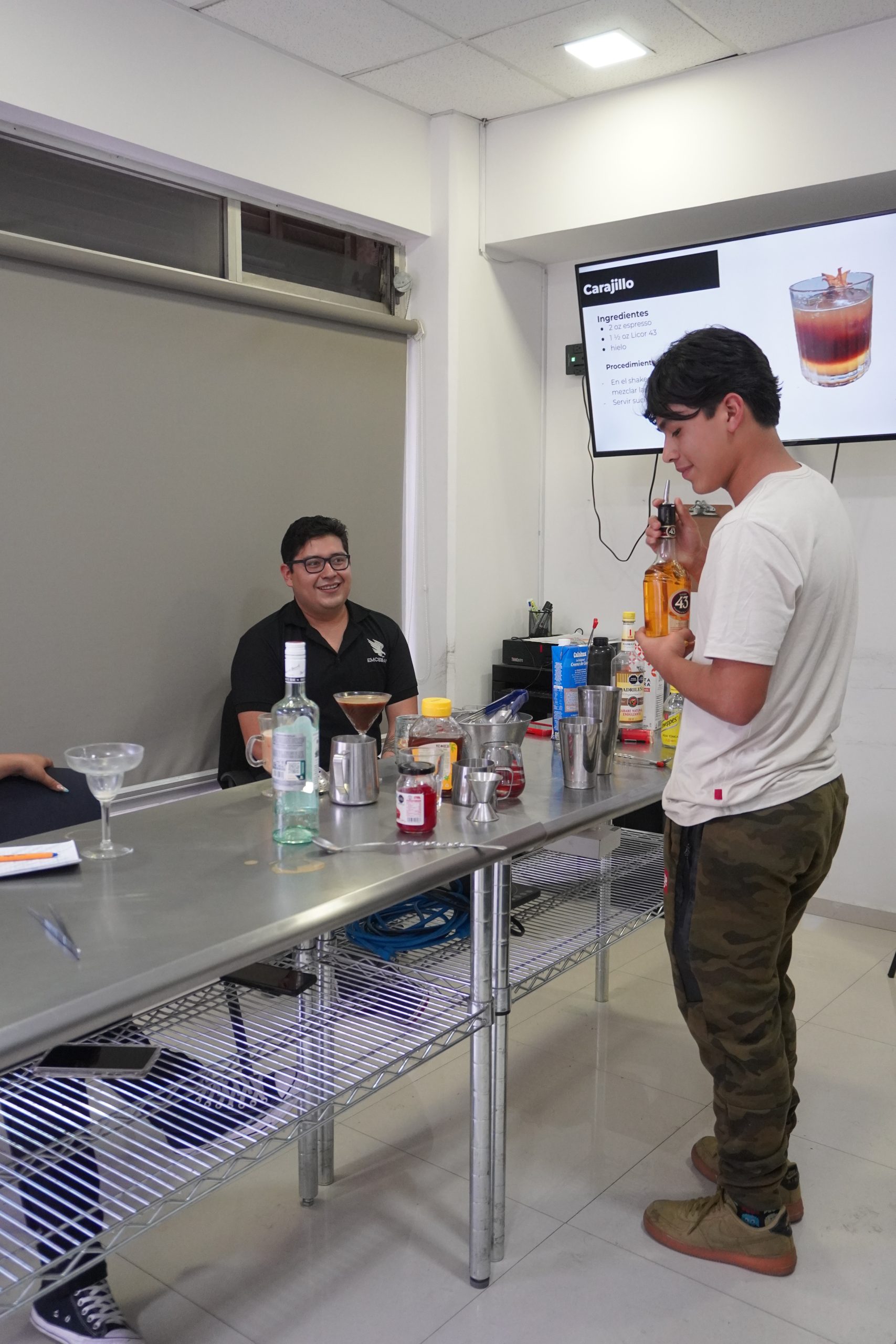 Cursos de coctelería y mixología